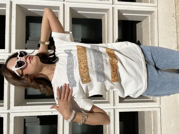 Ekru Pul Detaylı T-shirt